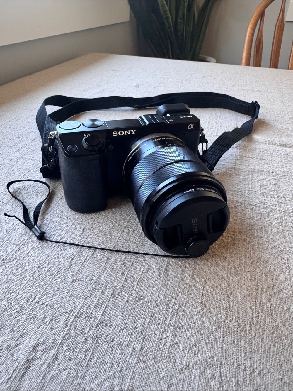Sony NEX-7 24MP Mirrorless Camera with 18-55mm Lens, Only 1,796 Shutter Count